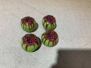 lot 229 image: LOT OF 4 THRESHOLD UNSCENTED Figural Caramel Apple Wax Candles