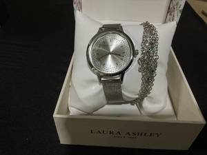lot 94 image: Laura Ashley Womens Watch 5 Piece Set Silver