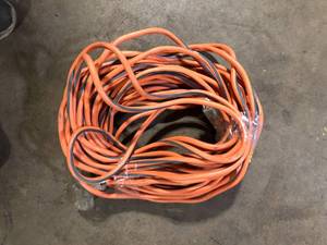 lot 34 image: Extension Cord Customer Returns See Pictures