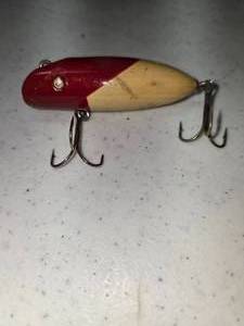 lot 7 image: South Bend Oreno lure