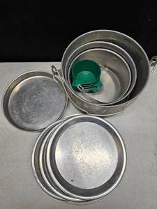 lot 62 image: Vintage Mess camping kit