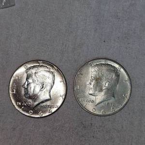 lot 40 image: 1964 Kennedy Halfs, Silver, 50c