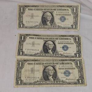 lot 48 image: Lot of 3-1957A Silver Certificate