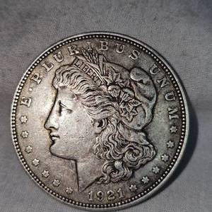 lot 67 image: 1921 D Morgan $1