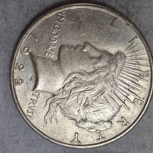 lot 81 image: 1922 Peace $1 Nice VF Condition