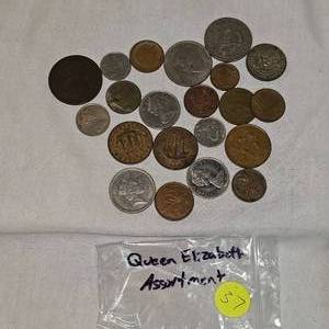 lot 37 image: Queen Elizabeth Assortment