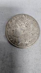 1921 S Morgan $1