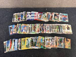 lot 10 image: Misc Baseball Lot - Rookies