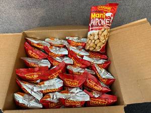 lot 140 image: 24 Bags Of Diana Mani Japones Roasted Peanuts