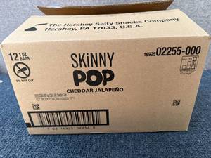 lot 153 image: 12 Bags Of Skinny Pop Cheddar Jalepeno Popcorn