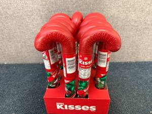 lot 167 image: 12 Packs Of Hershey Kiss Canes