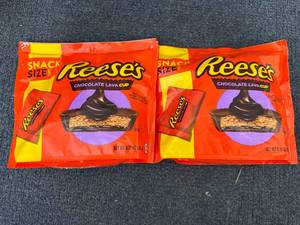 lot 172 image: 2 Bags Of ReeseS Chocolate Lava Cups