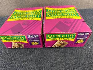 lot 181 image: 2 Boxes Of Nature Valley Fruit & Nut Bars