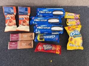 lot 199 image: Lot Of Misc Snacks