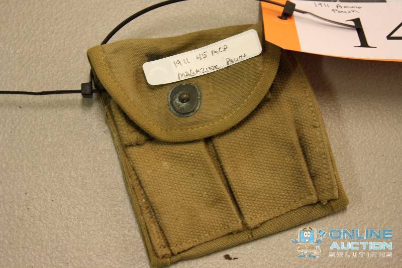 lot 146 image: 1911 Hoyt .45 ACP Magazine Pouch.