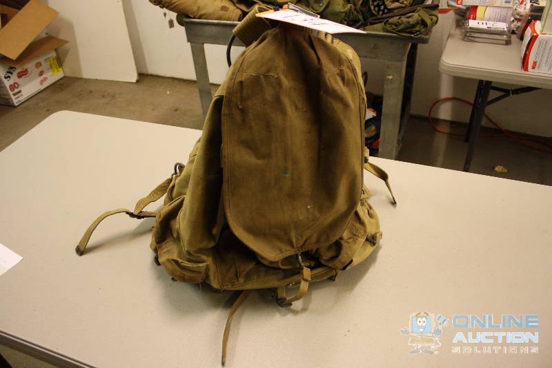 lot 134 image: WWII 1942 Ruck Sack Hinson MFG Co. 1942.