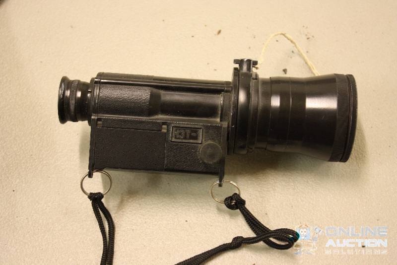 lot 21 image: Russian H3T-1 Nightscope wCleaning Fluid Package.
