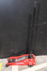 lot 36 image: Craftsman 3 Ton Hydraulic Floor Jack