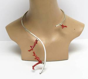 lot 33 image: Vintage 80s Designer Sculptural Sterling Silver &amp Coral Necklace by Aaron Rubenstein