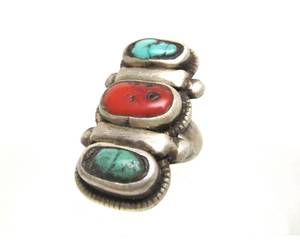 lot 50 image: Large Vintage Sterling Silver Ring wTurquoise &amp Coral