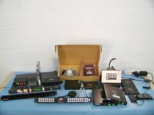 lot 100 image: Miscellaneous AV Audio Video Components