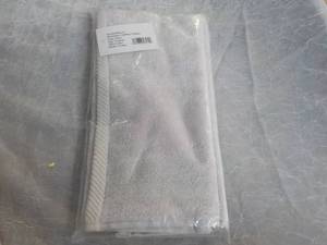 lot 16 image: Ediree Silver Finger Tip Towel - New inventory from JC Penney