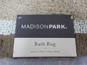 lot 56 image: Madison Park Bath Rug 20 x 30...