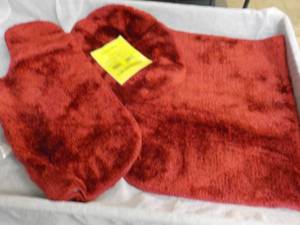 lot 61 image: 3 pc Chili Red Rug Set...