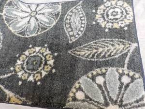 lot 67 image: Maples Rug Runner 20 x 34...