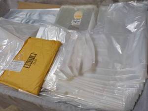 lot 160 image: Large Amount of Clear Extra Large B...