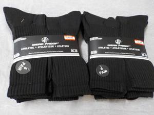lot 192 image: 12 pair Wear Proof Black size 10-13...