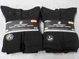 lot 193 image: 12 pair Wear Proof Black size 10-13...