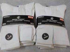 lot 200 image: 12 pair Wear Proof White size 10-13...
