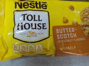 lot 217 image: 5 Bags 11 oz Butterscotch Morsels...