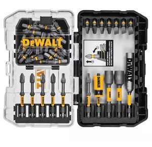 lot 18 image: Dewalt -MAX IMPACT Screwdriving Set (40-Piece)
