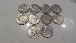 lot 39 image: 4-1971D, 1972D, 2-1974, 1976D, 1981D, 1989D Kenndy Half Dollars