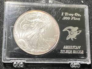 lot 13 image: 2000 AMERICAN SILVER EAGLE 1 TROY OZ .999 FINE SILVER IN CASE