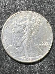 lot 15 image: 1942 US WALKING LIBERTY HALF DOLLAR