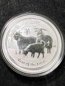 lot 18 image: 2015 YEAR OF THE GOAT 1 TROY OZ .999 FINE SILVER IN AIRTITE