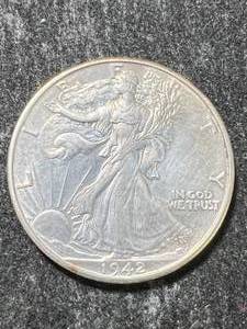 lot 24 image: 1942-D US WALKING LIBERTY HALF DOLLAR