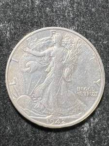 lot 37 image: 1942-S US WALKING LIBERTY HALF DOLLAR