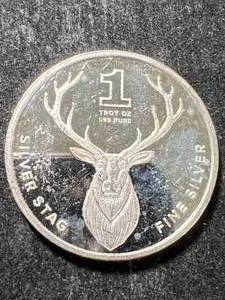 lot 48 image: 1 TROY OZ .999 FINE SILVER STAG ROUND