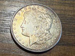 lot 4 image: 1921 Morgan Dollar