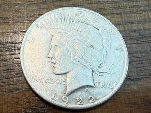 lot 48 image: 1922 Peace Dollar