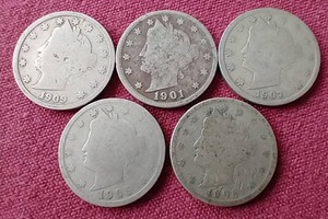 lot 37 image: (5) Liberty V Nickels