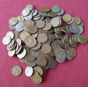 lot 59 image: (200) Wheat Pennies