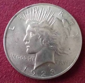 lot 65 image: 1923 Peace Dollar