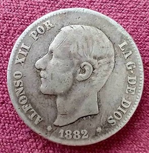 lot 83 image: 1882 Spain Silver 2 Pesetas Coin