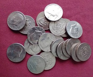 lot 94 image: (20) Kennedy Half Dollars