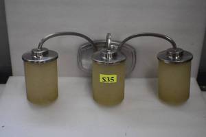 lot 6 image: Vanity Fixterior